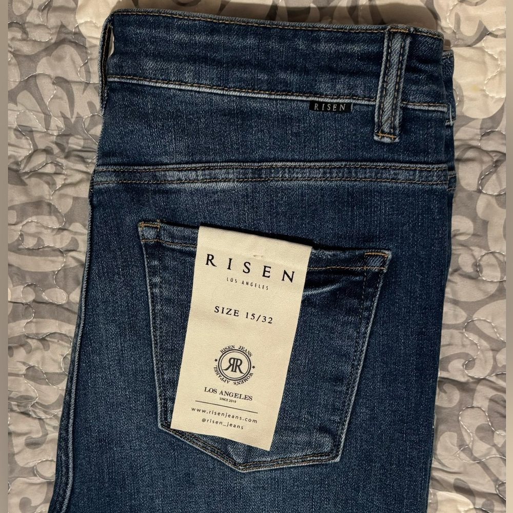 Ladie’s Risen High Rise Straight Ankle Jeans